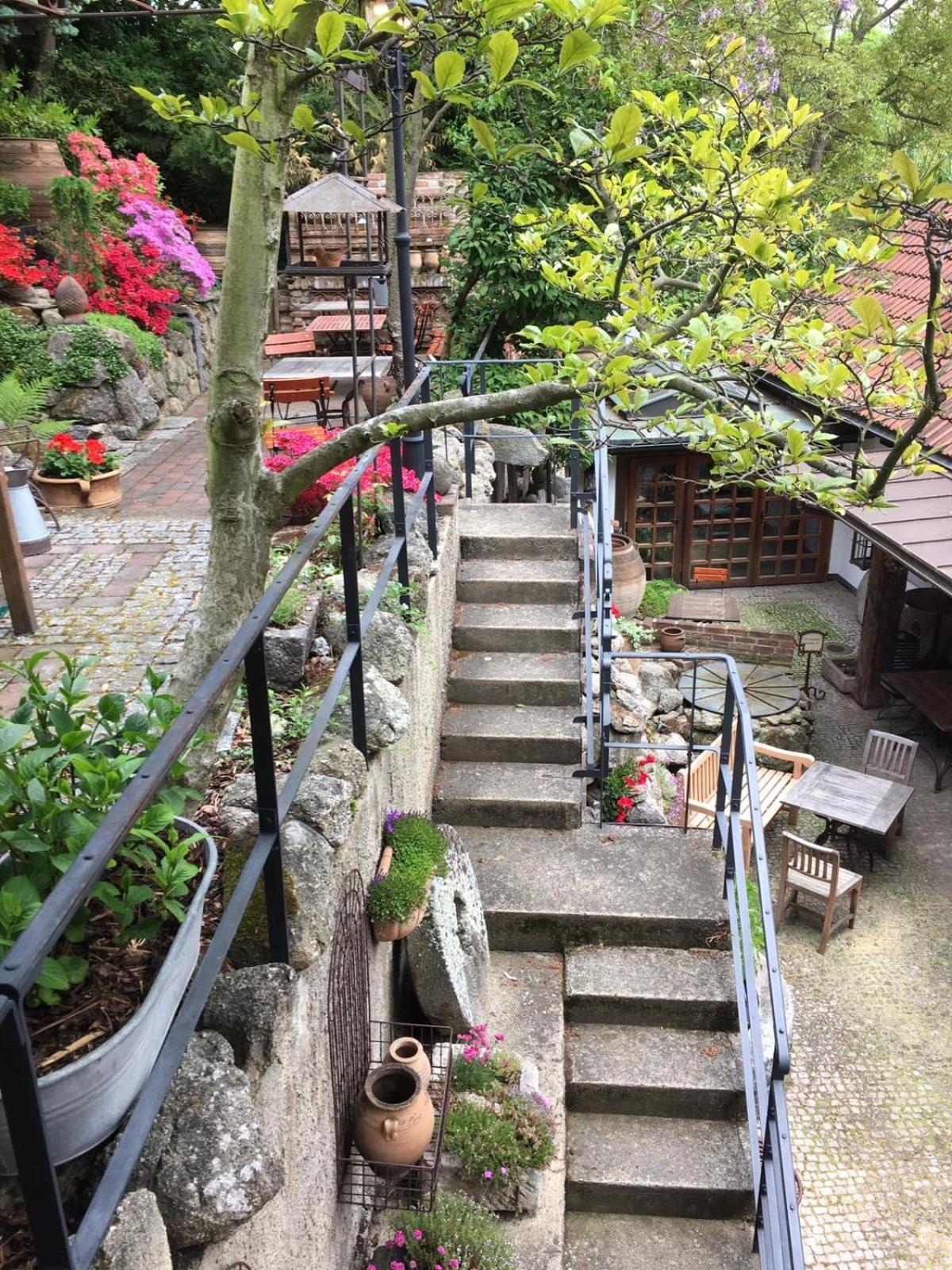 Romantik Hotel U Raka Prag Exterior foto